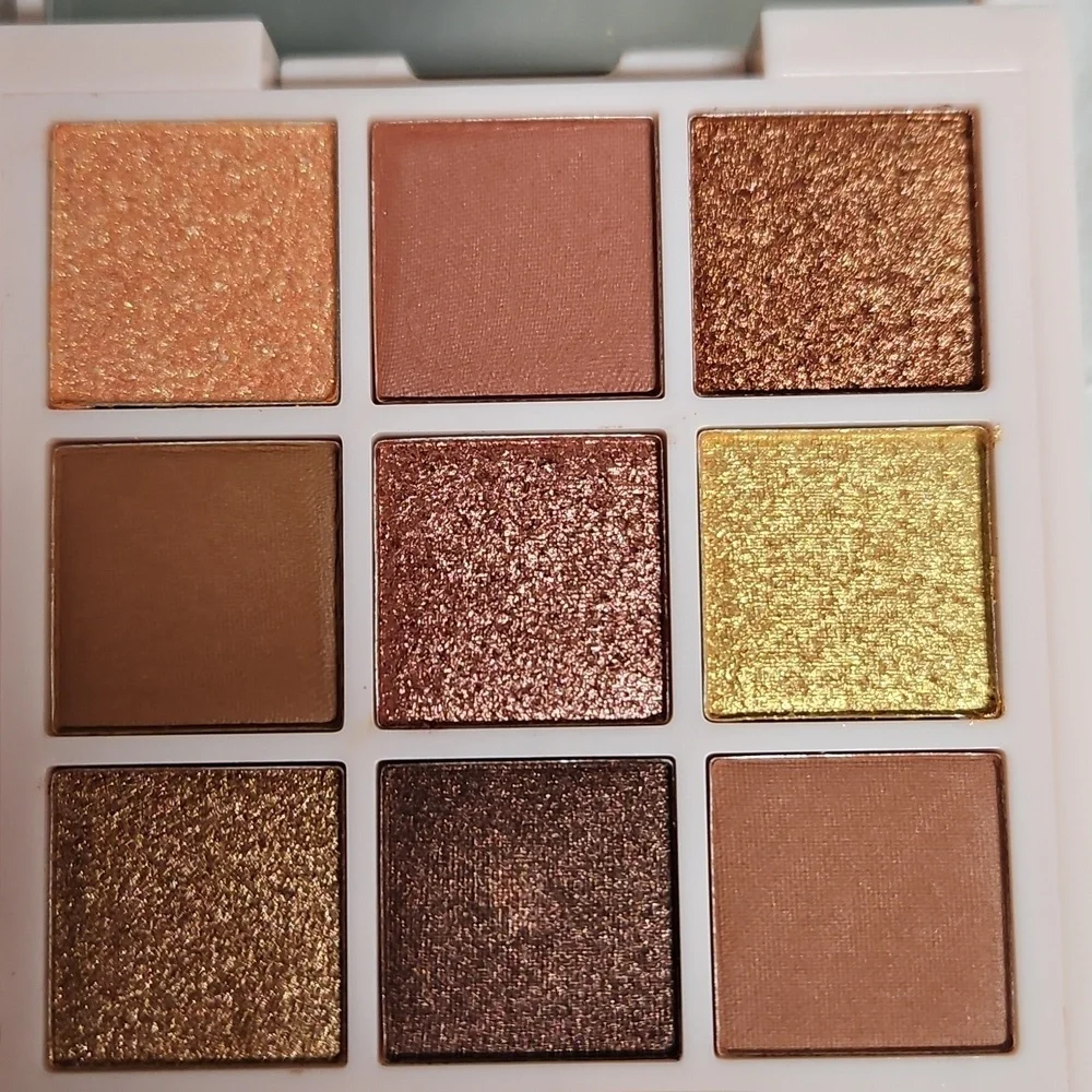 Ciatè London Bronzed 9 Piece Eye Shawdow Pallette NIB Matallic & Matte
